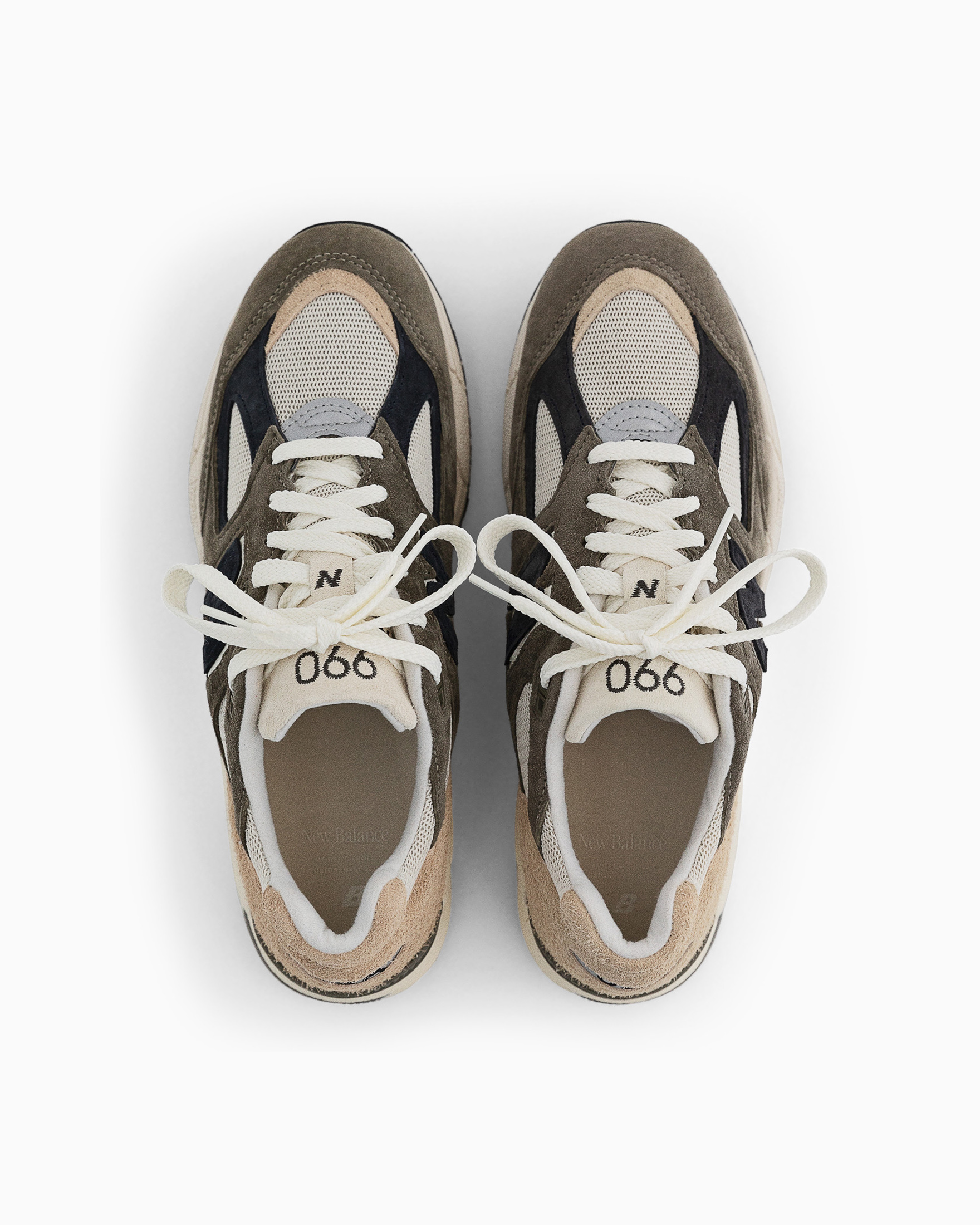 M990GB2 New Balance Footwear Sneakers Grey
